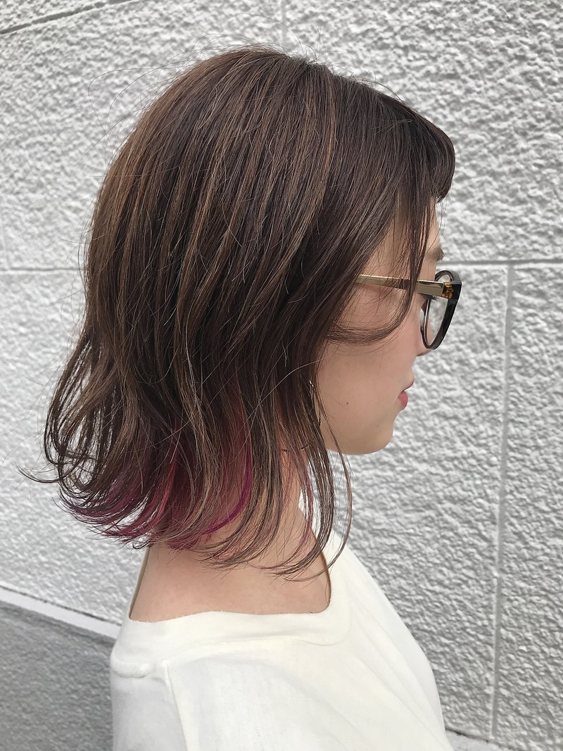 ヘアマニキュアって何 特徴やヘアカラーとの違いを解説 ホットペッパービューティーマガジン
