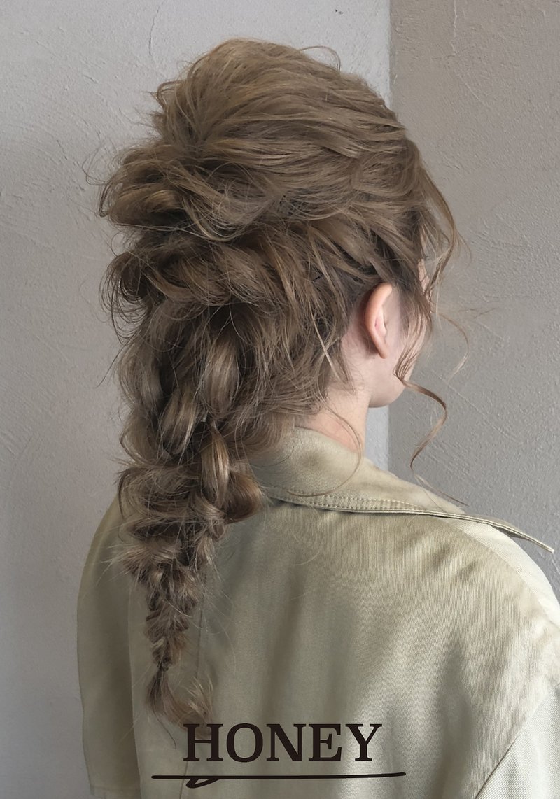 小顔×編み込み×ヘアセット×アレンジ×ロング×ケアブリーチ