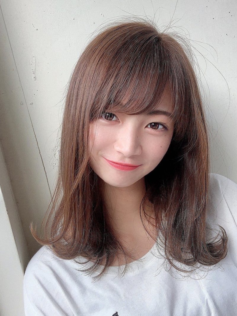 大人可愛い小顔ひし形セミディ