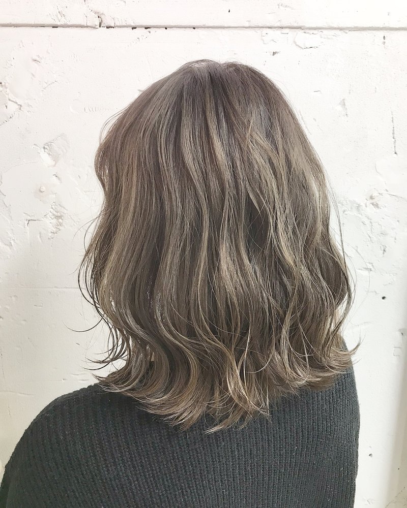 21年を チョコレート色で先取りする 甘さと艶感たっぷりなヘアカラーを解剖 ホットペッパービューティーマガジン