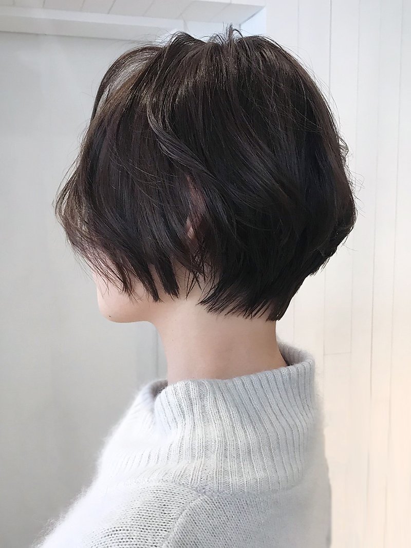 くびれショートボブ_フレンチボブネイビーカラー_ba250222