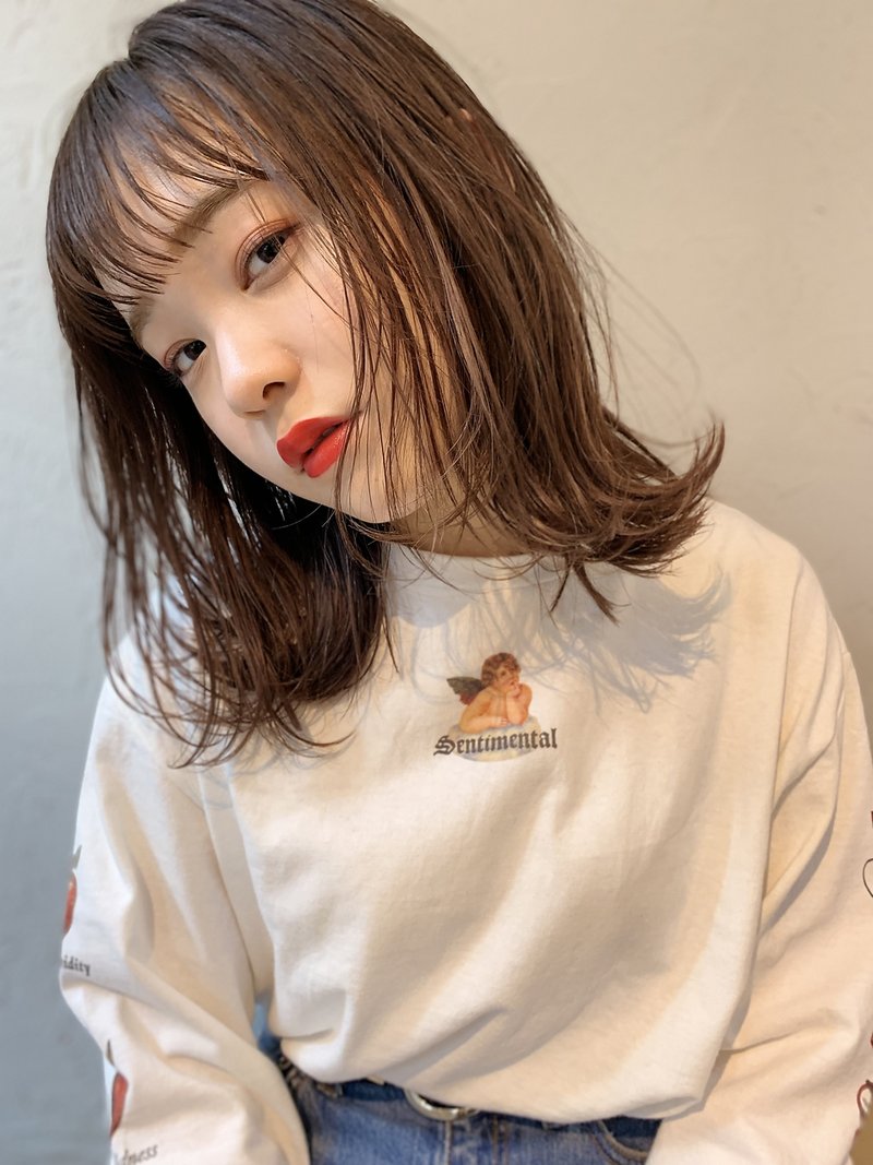 ペールピンクベージュニュアンスレイヤー