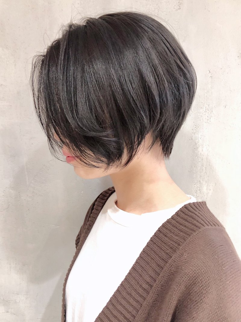 ブルーグレージュ_ことりベージュ毛先パーマ_ba246802
