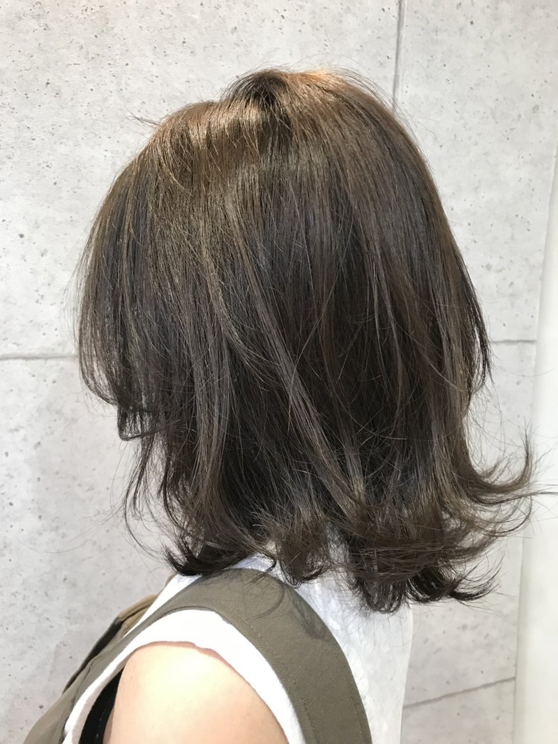 ゆるふわミディアムヘアの巻き方 王道からトレンドまで 簡単可愛い巻き髪のコツって ホットペッパービューティーマガジン ゆるふわミディアムヘアの巻き方 王道からトレンドまで 簡単可愛い巻き髪のコツって ホットペッパービューティーマガジン