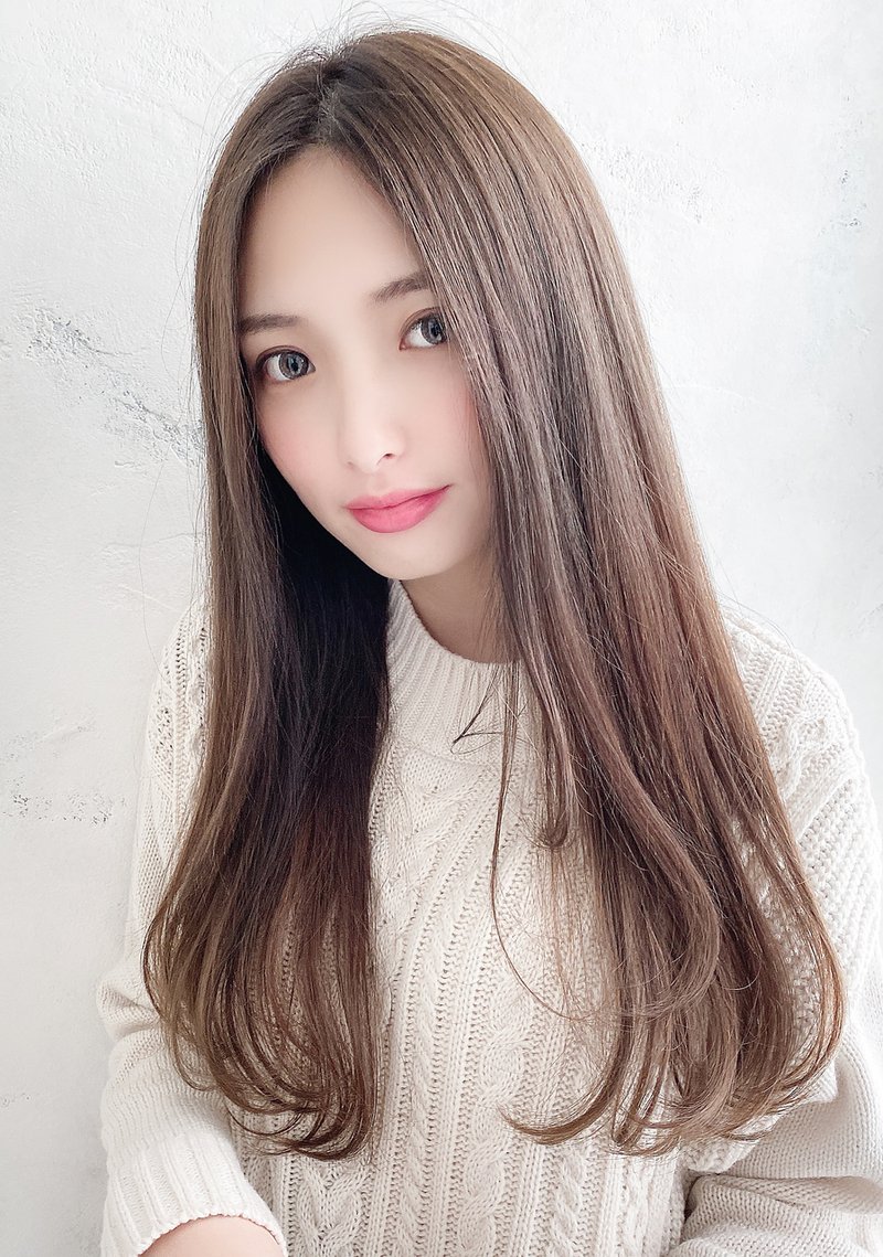 ロングヘアを春っぽにアップデート 21年トレンドカラーやヘアアレンジも ホットペッパービューティーマガジン ロングヘアを春っぽにアップデート 21年トレンドカラーやヘアアレンジも ホットペッパービューティーマガジン
