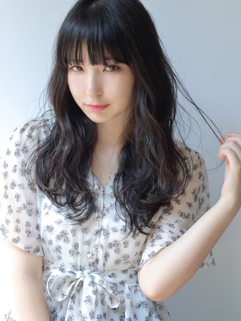 《SORA 阿部》黒髪波巻きロング
