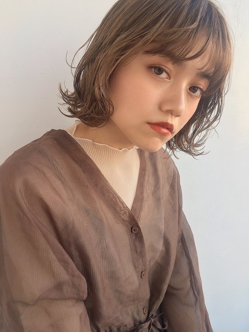 大人ヘルシーくびれ外ハネボブパーマ