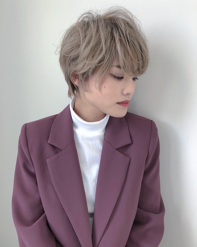 ブロンドハンサムショート