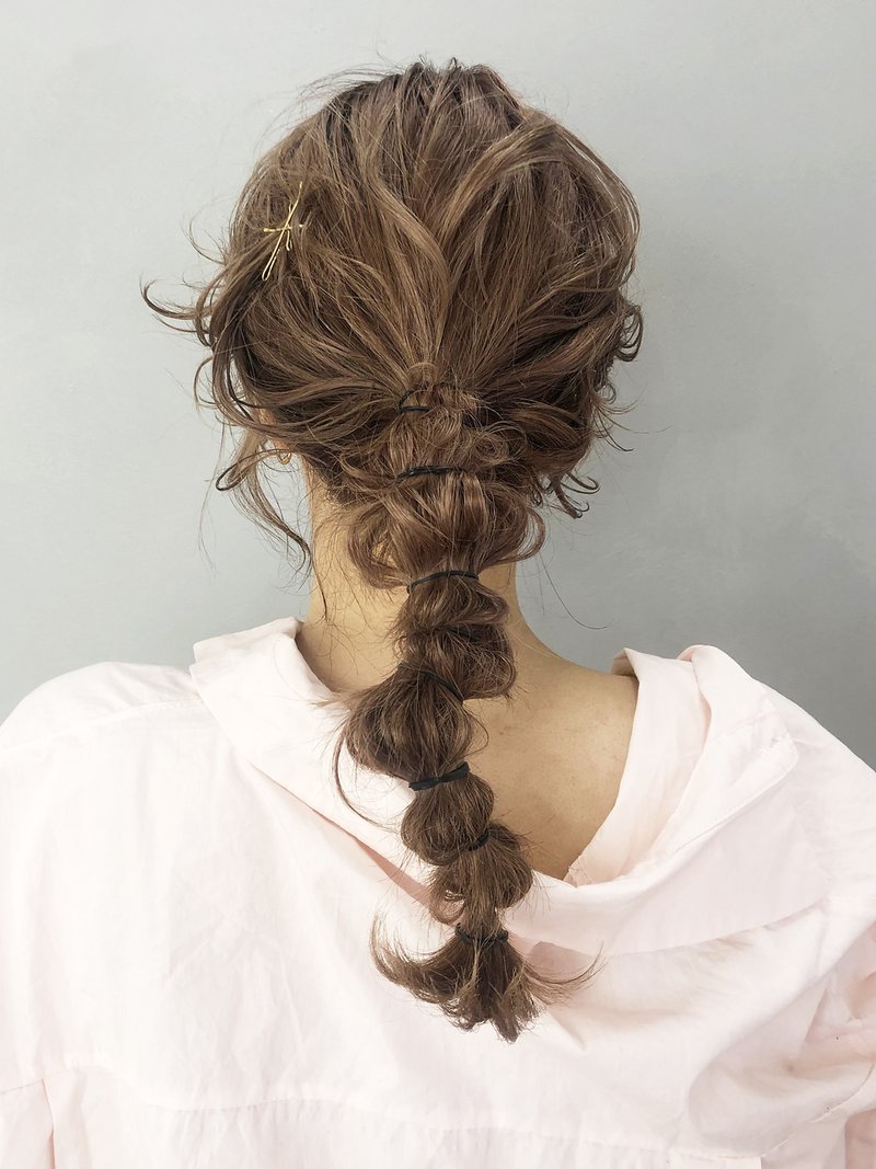ストレートに似合う 巻かない簡単ヘアアレンジまとめ 真似したくなる垢抜けスタイル特集 ホットペッパービューティーマガジン ストレートに似合う 巻かない簡単ヘアアレンジまとめ 真似したくなる垢抜けスタイル特集 ホットペッパービューティーマガジン
