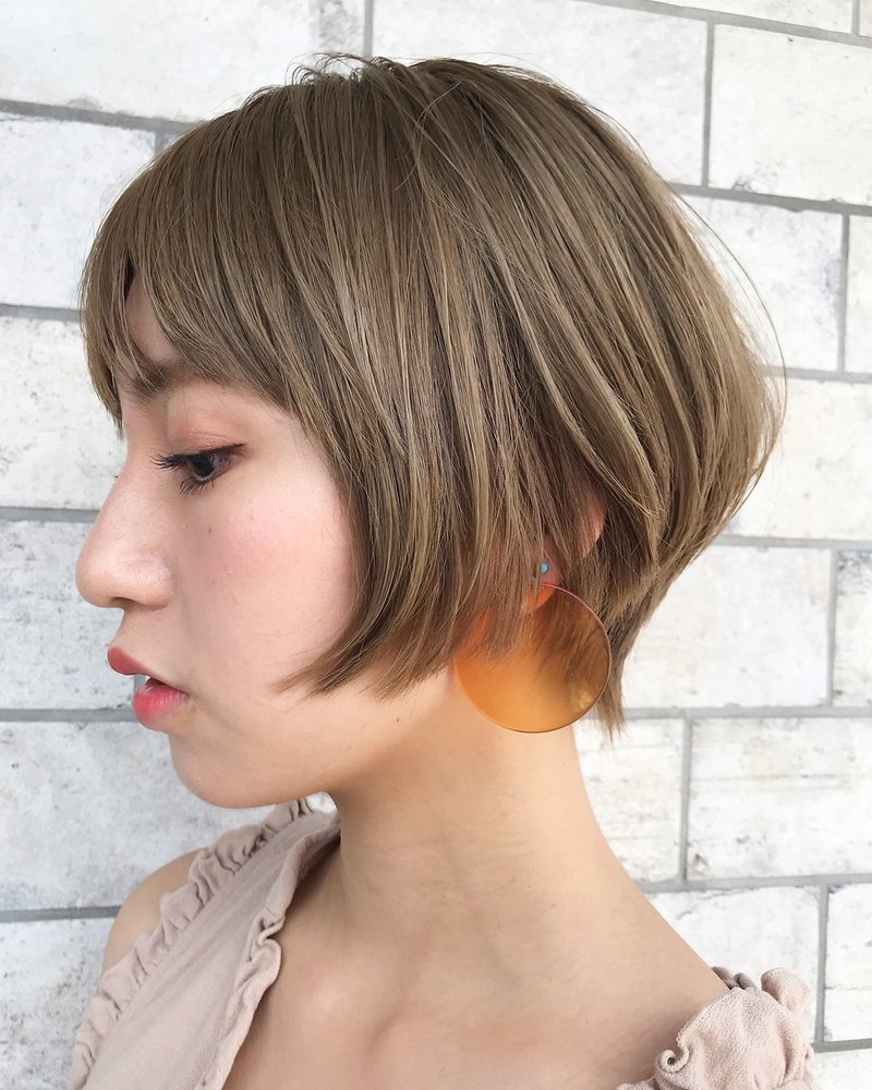 Guest  Snap●ハイトーン好きの大人女子に大人気のショートボブ