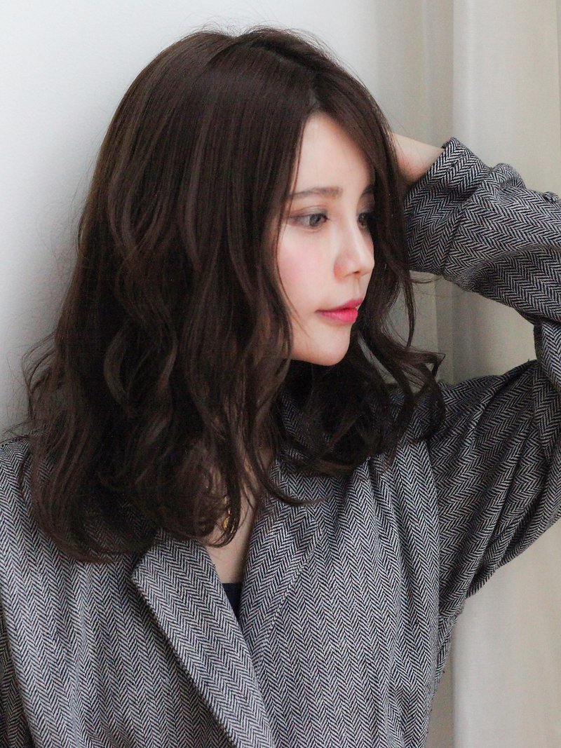 セミロングさんに似合うパーマって ヘアカラー 前髪別にゆるふわスタイル特集 ホットペッパービューティーマガジン セミロングさんに似合うパーマって ヘアカラー 前髪別にゆるふわスタイル特集 ホットペッパービューティーマガジン