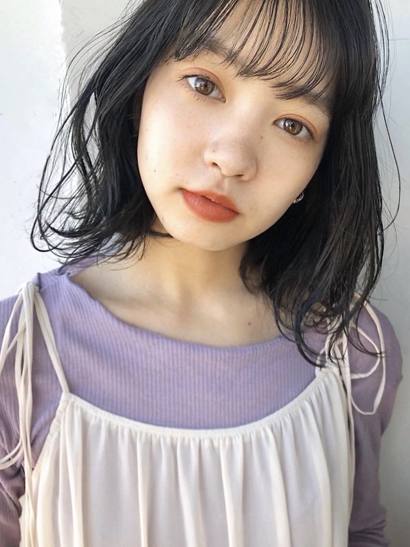 《ニュアンスカールのラフウェーブ×透明感艶カラー》