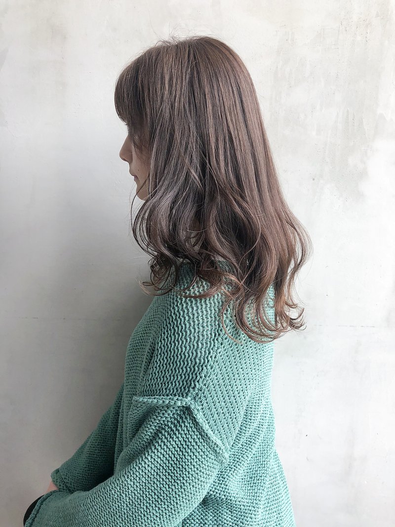 ナチュラルウェーブ_ローライトスリークボブ厚めバング_37354