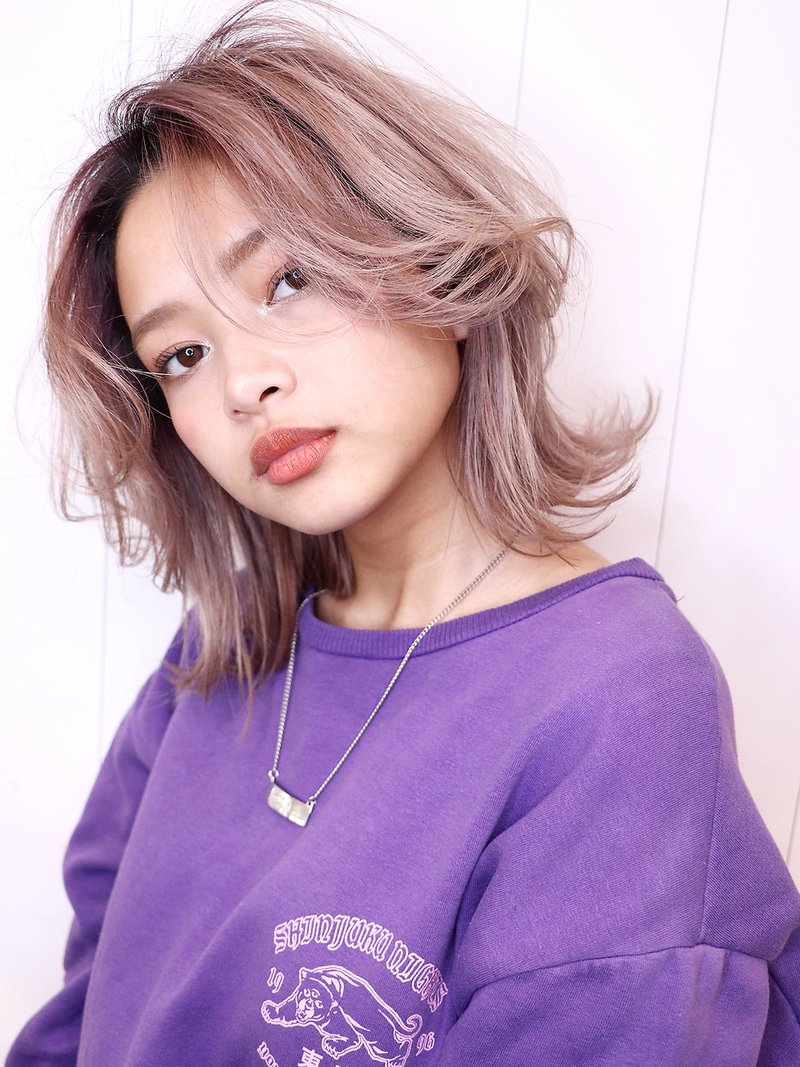 ミディアムヘアスタイル 21年完全版 ヒロイン力を高める髪型を真似しちゃお ホットペッパービューティーマガジン