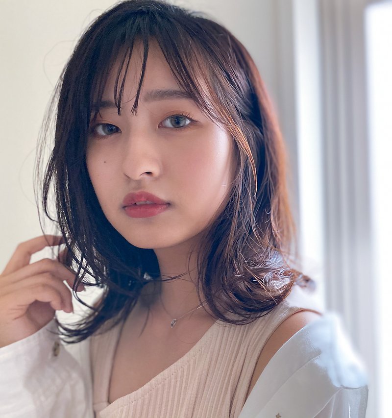 黒染めはセルフ 美容院 黒髪に戻したい女子必見 オーダーのポイントはこの3つ ホットペッパービューティーマガジン 黒染めはセルフ 美容院 黒髪に戻したい女子必見 オーダーのポイントはこの3つ ホットペッパービューティーマガジン