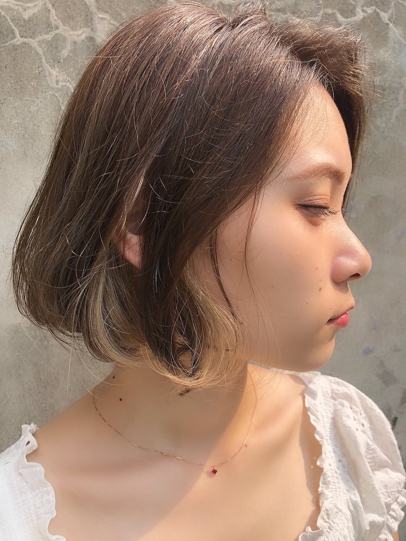 アッシュってどんな髪色 透明感を作るヘアカラースタイル集 ホットペッパービューティーマガジン
