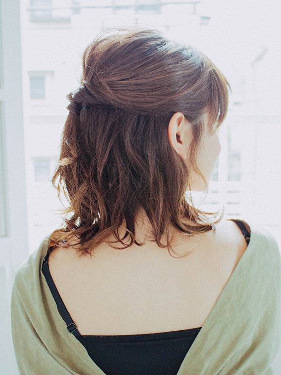 秋にぴったりのヘアアレンジ特集 秋ファッションが映えるアレンジで 愛され女子に変身 ホットペッパービューティーマガジン 秋にぴったりのヘアアレンジ特集 秋ファッションが映えるアレンジで 愛され女子に変身 ホットペッパービューティーマガジン