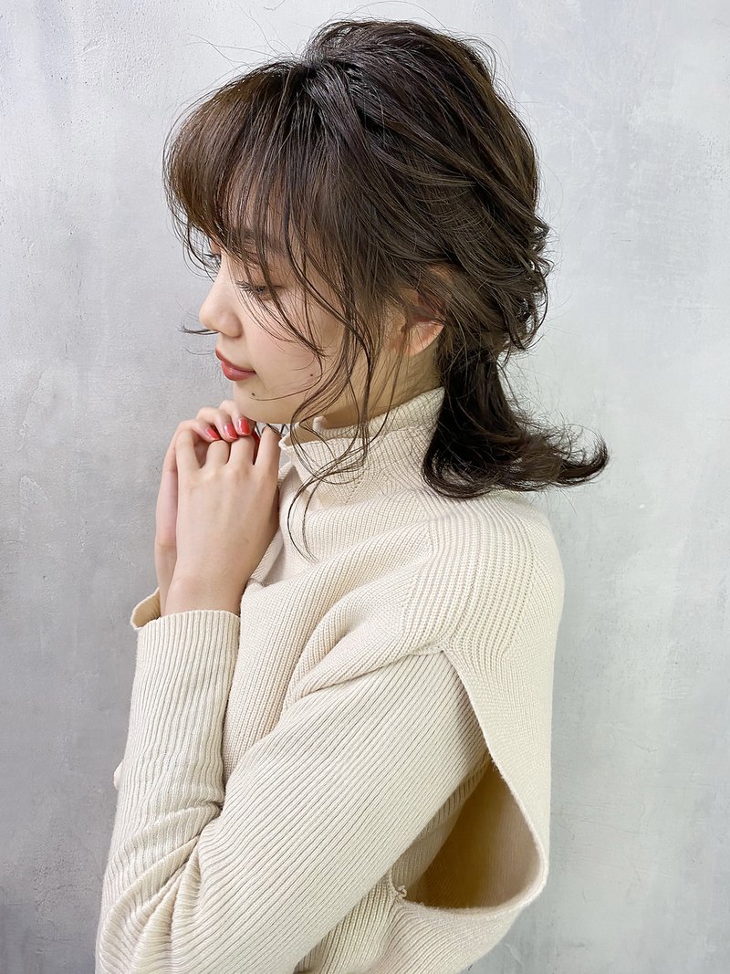 秋にぴったりのヘアアレンジ特集 秋ファッションが映えるアレンジで 愛され女子に変身 ホットペッパービューティーマガジン