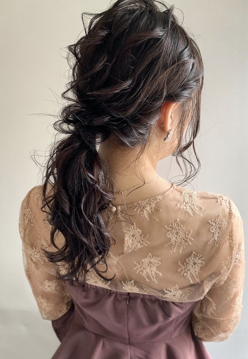 結婚式二次会パーティヘアセット×編み込みローポニースタイル