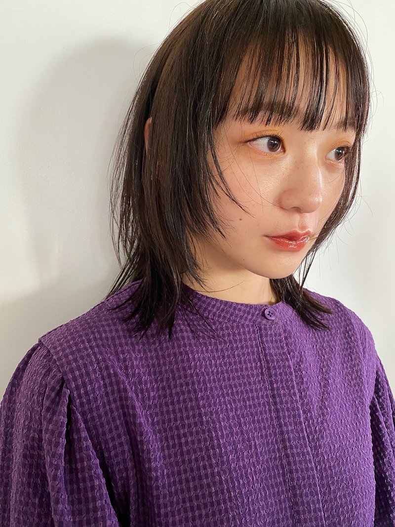 年秋 ミディアムのレイヤーカットで伸ばしかけでも今っぽに ホットペッパービューティーマガジン 年秋 ミディアムのレイヤーカットで伸ばしかけでも今っぽに ホットペッパービューティーマガジン
