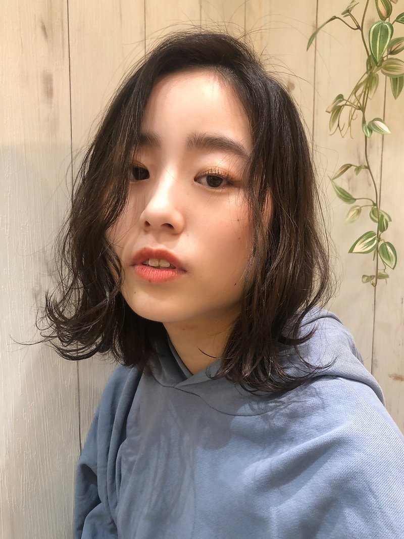 前髪長め大人かわいい切りっぱなし外ハネボブ