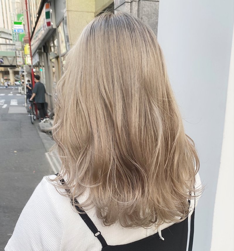 21年最新 憧れのブロンドヘア特集 旬のハイトーンで新しい自分に出会ってみない ホットペッパービューティーマガジン