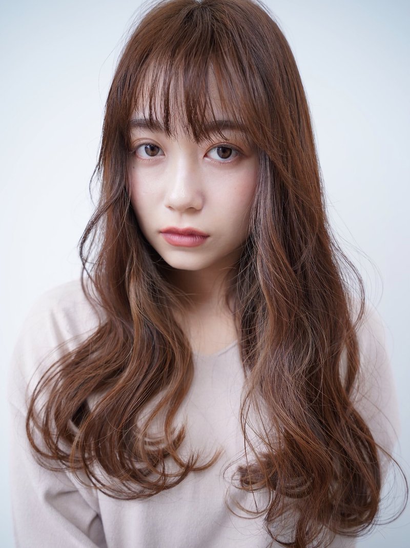 小顔も後ろ美人見えも叶うレイヤーカット 振り向かせたいモテフェミニンスタイル大特集 ホットペッパービューティーマガジン 小顔も後ろ美人見えも叶うレイヤーカット 振り向かせたいモテフェミニンスタイル大特集 ホットペッパービューティーマガジン