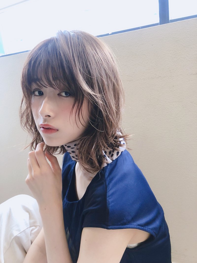 ウルフカット大人かわいい前髪ココアブラウンフリンジウェーブ
