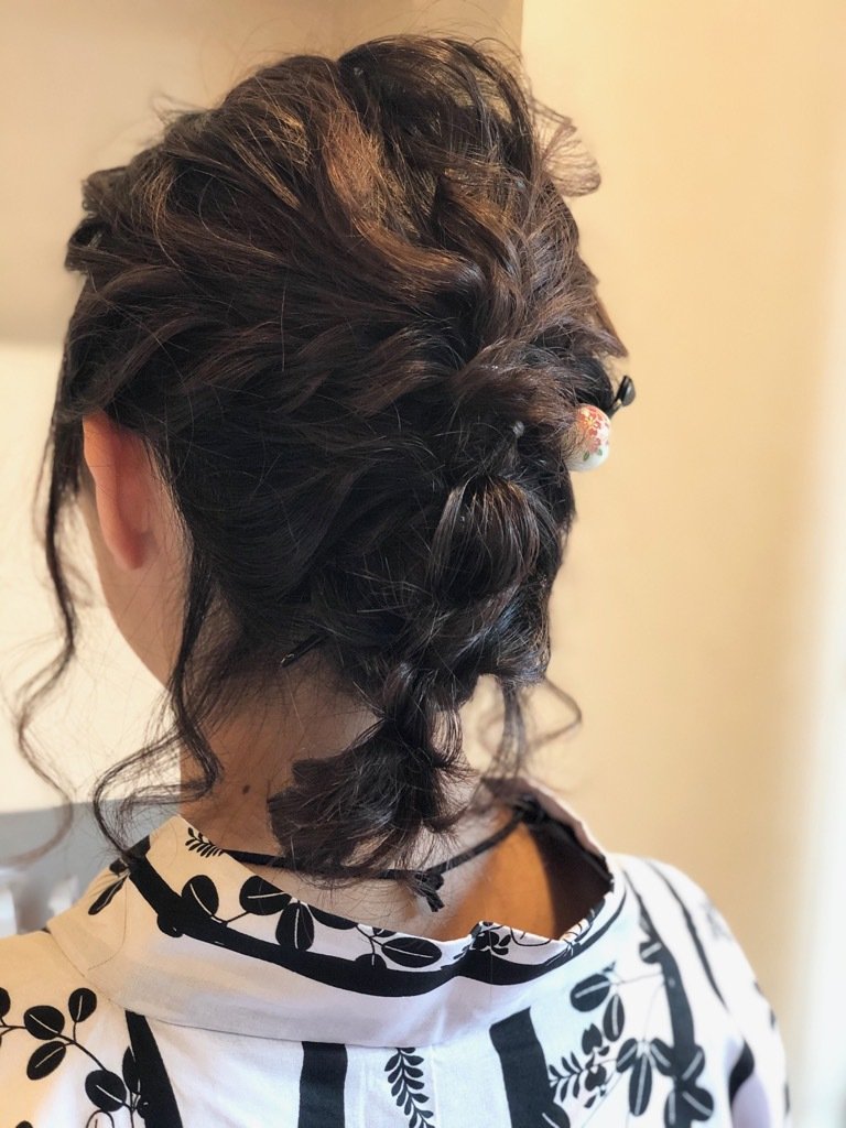 ボブさん向け簡単ヘアアレンジ特集 21最新版 おうちの楽ちんスタイルにも ホットペッパービューティーマガジン