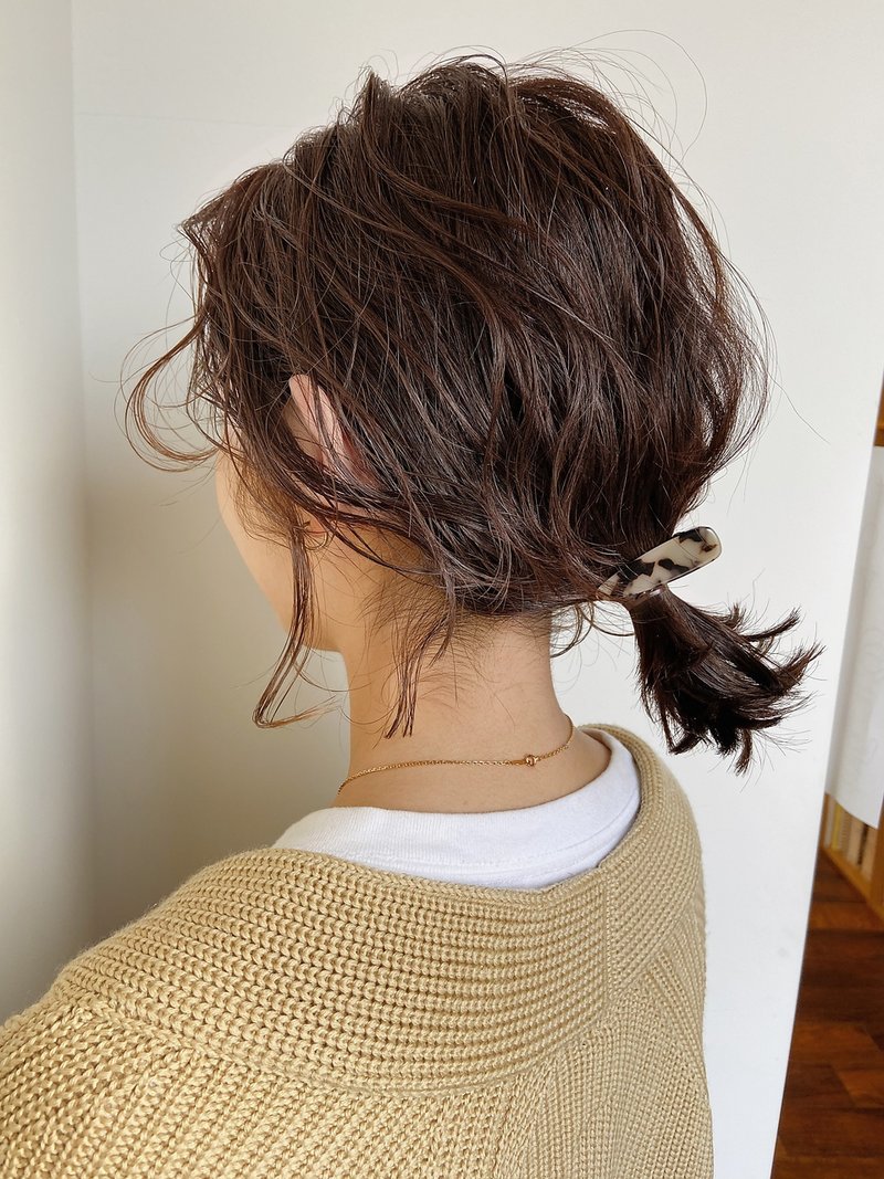 21春 ボブ女子を格上げしてくれる簡単ヘアアレンジ 巻き髪 前髪 すべて見せます ホットペッパービューティーマガジン 21春 ボブ女子を格上げしてくれる簡単ヘアアレンジ 巻き髪 前髪 すべて見せます ホットペッパービューティーマガジン