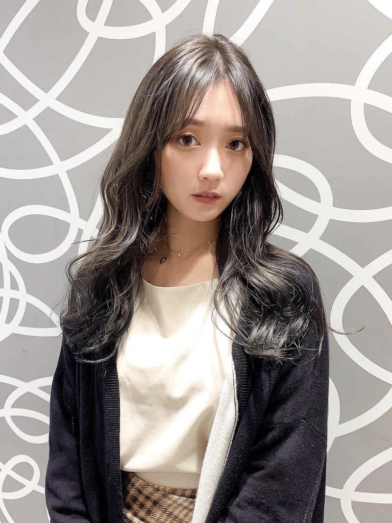 韓国スタイルは 前髪 から おすすめオルチャン風バング アレンジ方法 ホットペッパービューティーマガジン