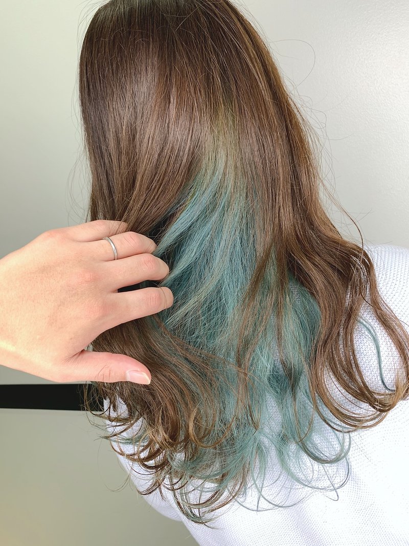 wealstar  hair design インナーカラー　グリーン☆