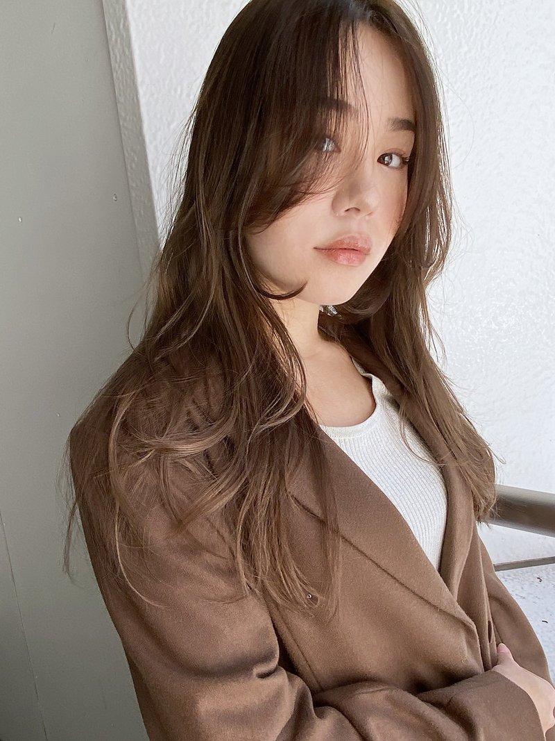 初心者さん必見 ロングヘアの簡単巻き方講座 巻き髪の種類と可愛いアアレンジも ホットペッパービューティーマガジン
