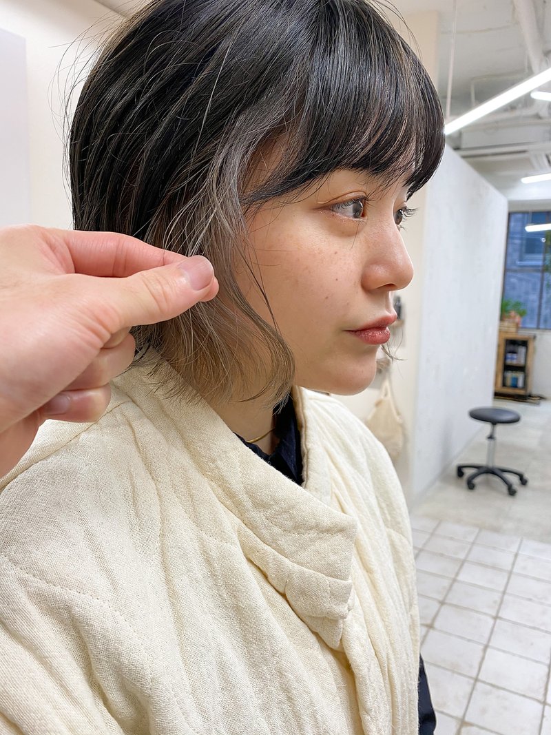 インナーカラー×ウェーブボブ