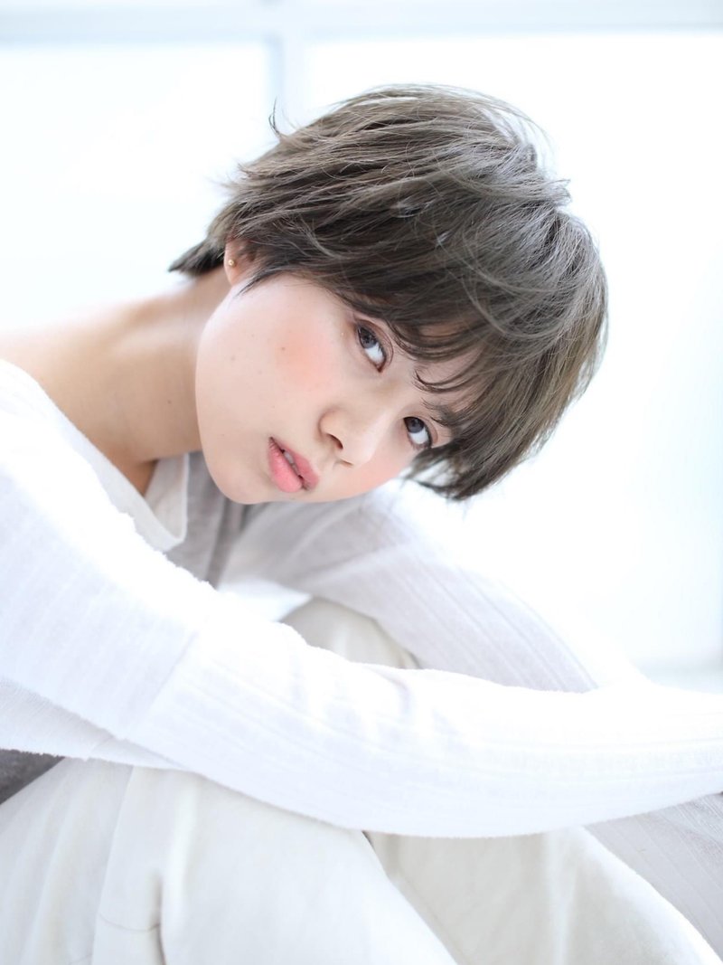 外ハネ アンニュイ ショートボブ うざバング 大人可愛い 抜け感
