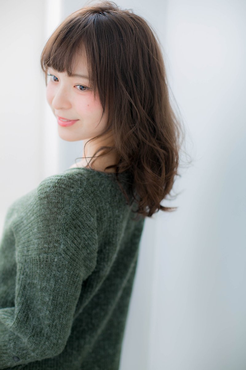 絶壁カバーできる髪型はこれ ヘアスタイルのポイントとおすすめアレンジを大公開 ホットペッパービューティーマガジン 絶壁カバーできる髪型はこれ ヘアスタイルのポイントとおすすめアレンジを大公開 ホットペッパービューティーマガジン