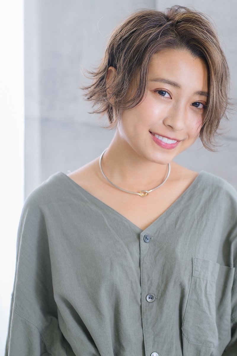 大人可愛いハンサムショート