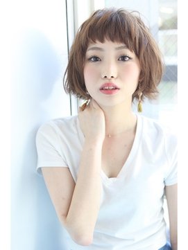 縮毛矯正でもショートボブを楽しみたい ふんわりシルエットを手にいれる方法まとめ ホットペッパービューティーマガジン 縮毛矯正でもショートボブを楽しみたい ふんわりシルエットを手にいれる方法まとめ ホットペッパービューティーマガジン