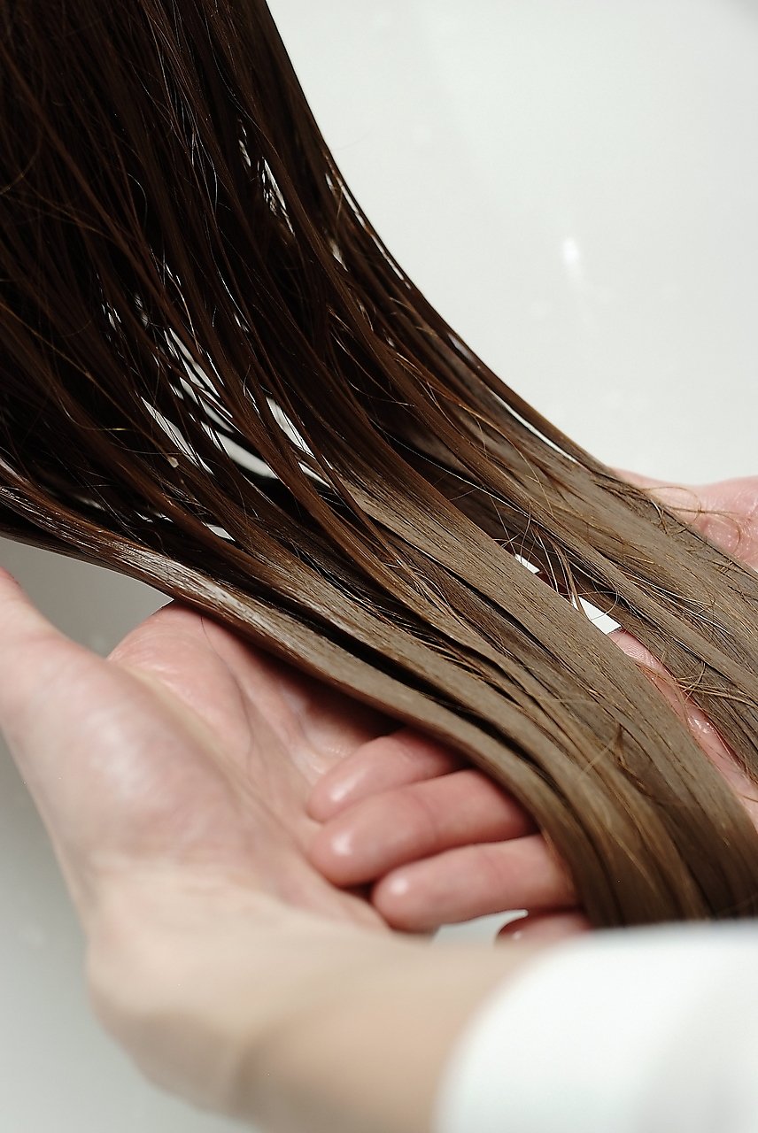 枝毛ができる原因とは 美髪キープのための 正しい予防 処理法 ホットペッパービューティーマガジン