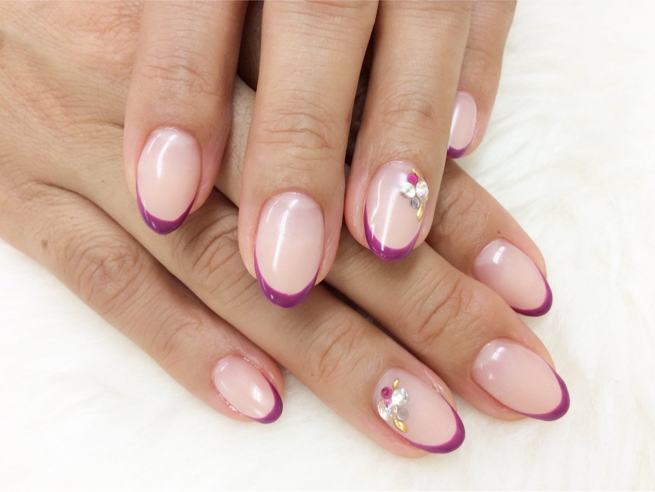 17年流行ネイル これだけは押さえたい旬のネイルデザイン4パターンをチェック ホットペッパービューティーマガジン