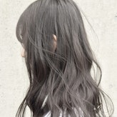 ブリーチなしでグレージュにできる？明るさ別の色見本とそのカラー方法