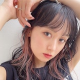 イヤリングカラーってどんなカラー?魅力と色別&レングス別おすすめカタログ