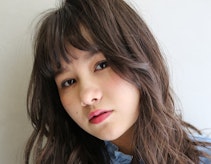 ココアブラウンってどんな髪色?同系色との違いからブリーチ有無の色味まで