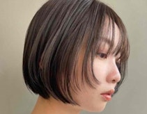 くすみカラー髪色サンプル一覧。魅力やブリーチの必要性、色選びのポイントまで