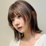 くすみカラー髪色サンプル一覧。魅力やブリーチの必要性、色選びのポイントまで