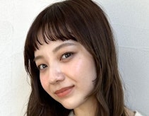 ナチュラルブラウンってどんな色?トーンやパーソナルカラー別のカタログ見本