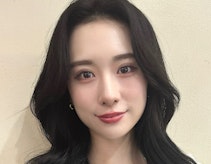 ブルベ冬に似合う髪色は?2025年版ウィンター向け明るめ暗めヘアカラーガイド