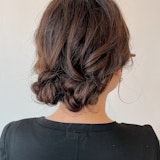ツインお団子ってどうやって作る？高め低めにハーフアップの簡単ヘアアレンジ集も