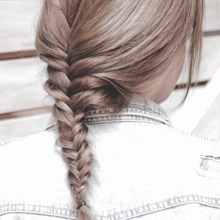 イラストで学ぶフィッシュボーンの簡単な編み方。レングス別にアレンジの見本も