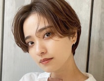 イラストでわかる前髪の巻き方。必要なものから、崩れ防止のコツまで